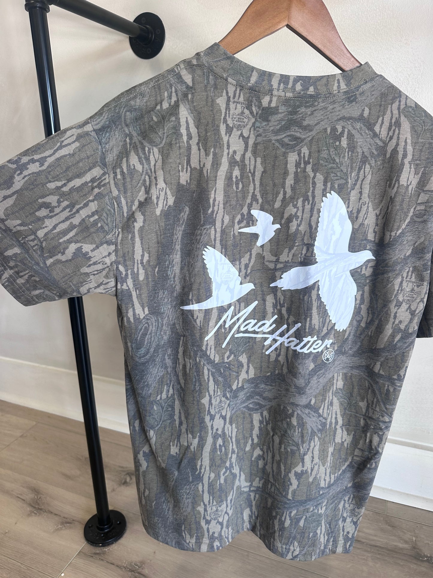 Mad Hatter dove tee