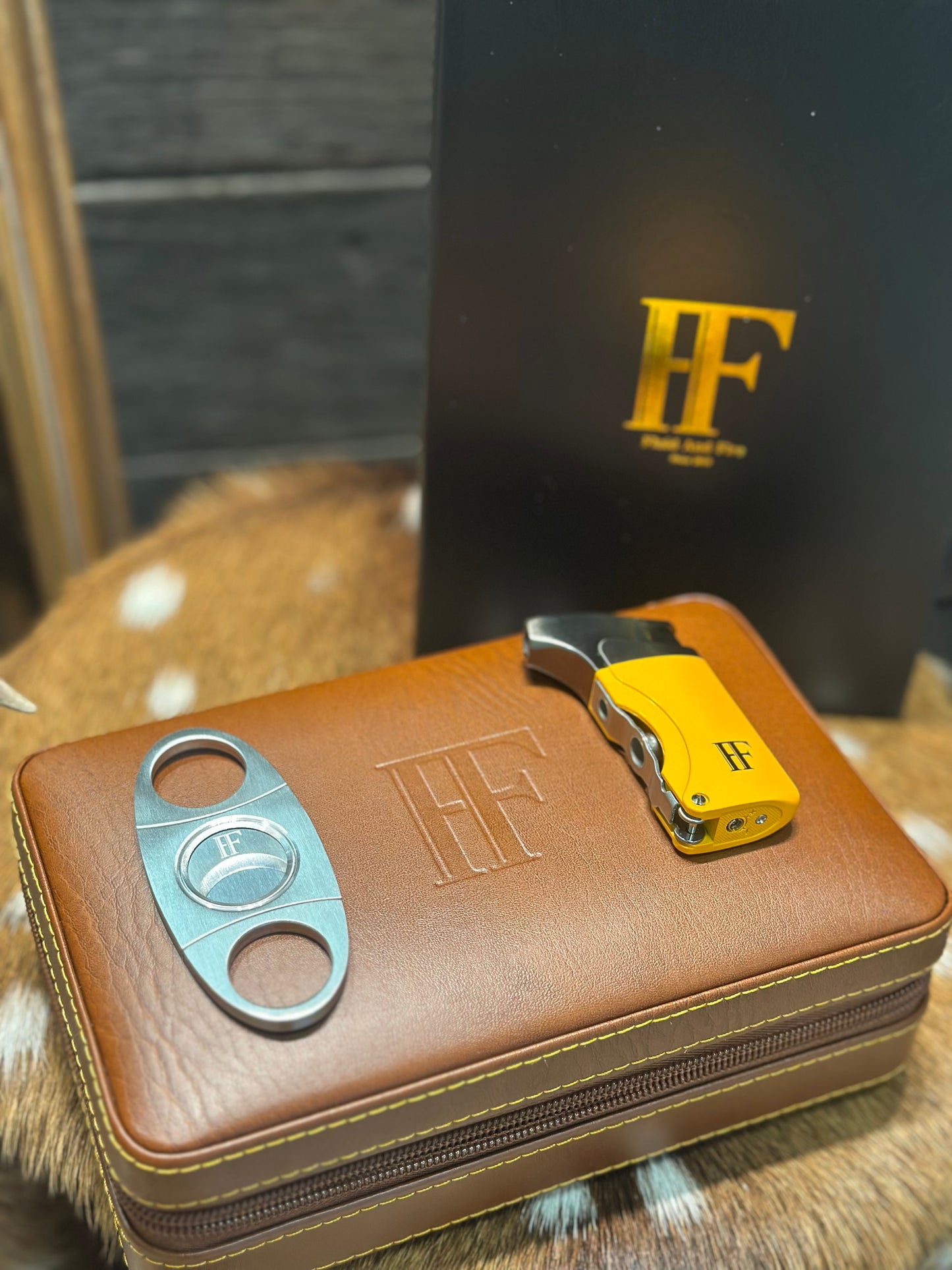 “The Dominus” 4 cigar travel case