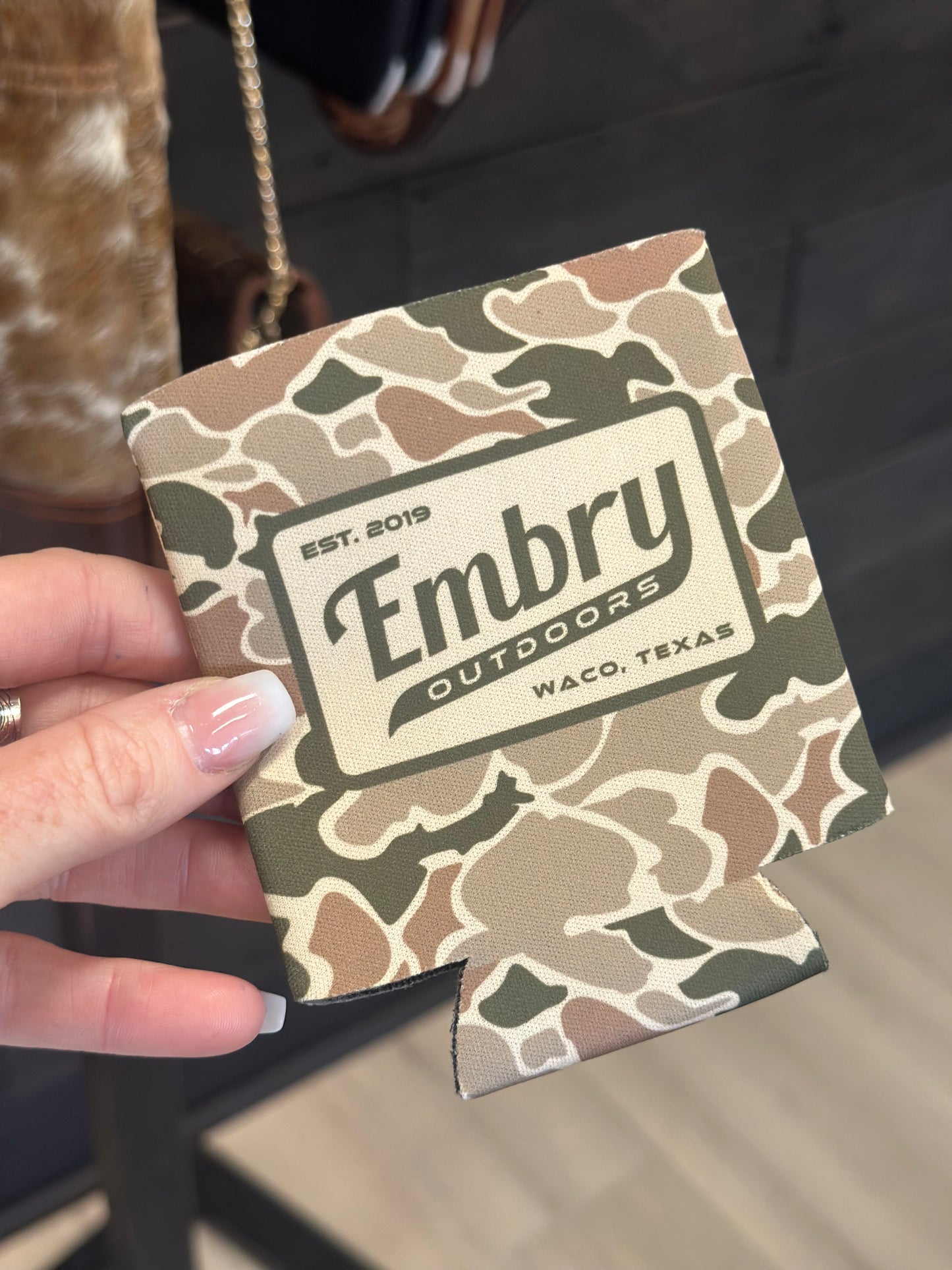 Embry camo Koozie