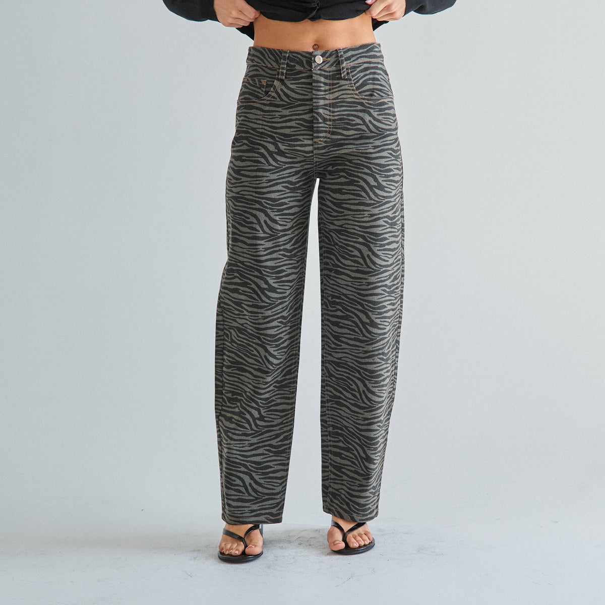 The Wilde Jean - Zebra barrel pants