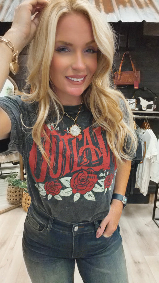 Outlaw Vintage Relaxed Acid Wash unisex Tee