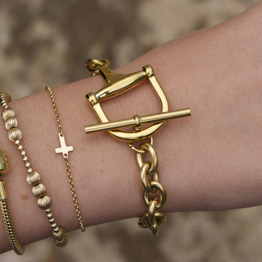 The Heiress Horse Bit Toggle Bracelet 18K Gold