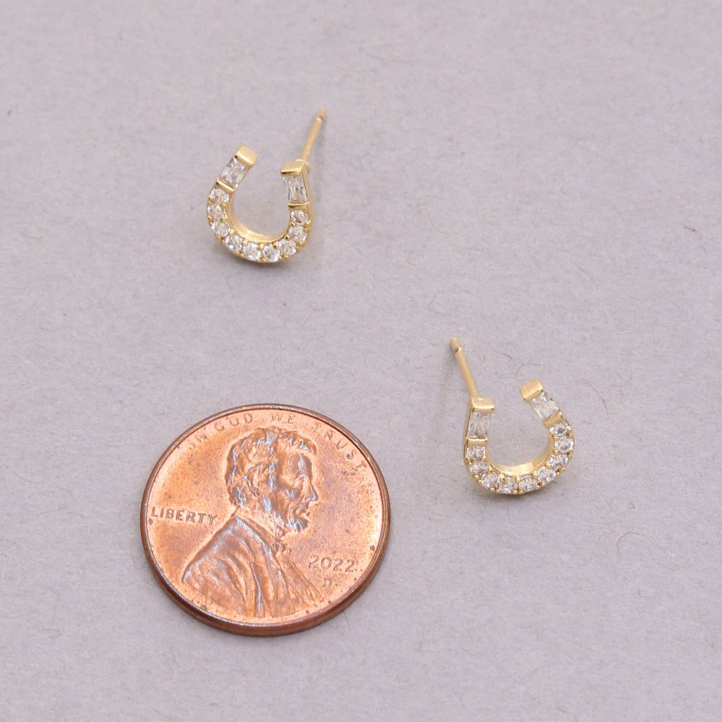 Horseshoe Stud Earring CZ