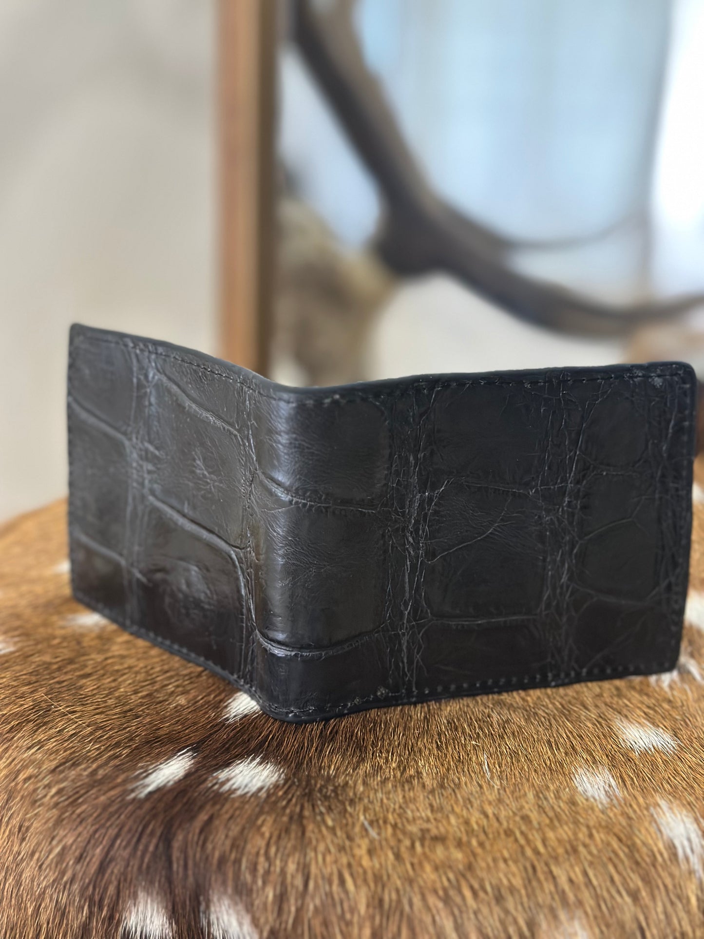 Basic Alligator bifold wallet