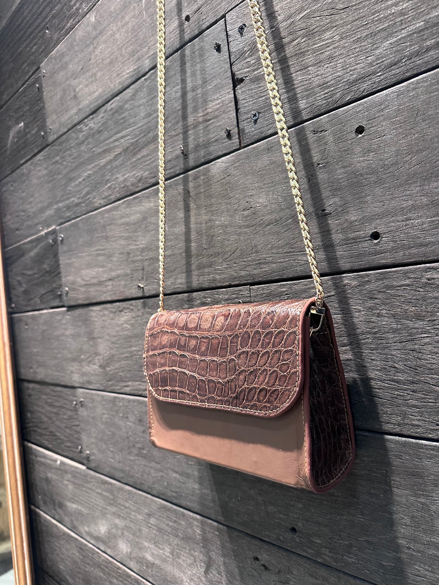 The Wellington chain purse (half hide)