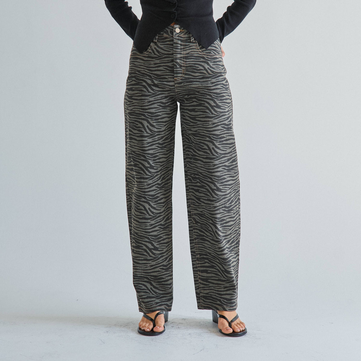 The Wilde Jean - Zebra barrel pants