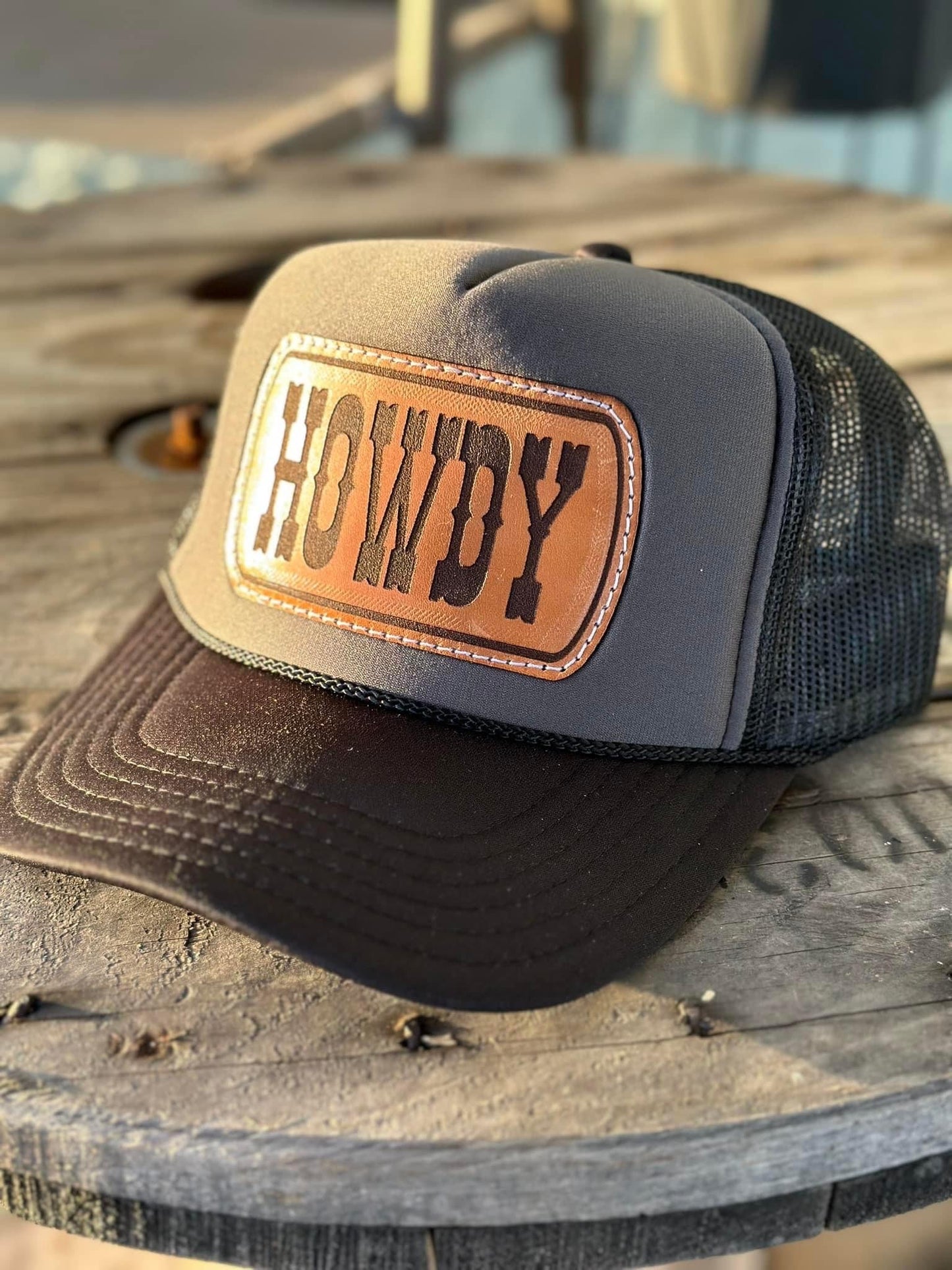 “Howdy” foam trucker hat