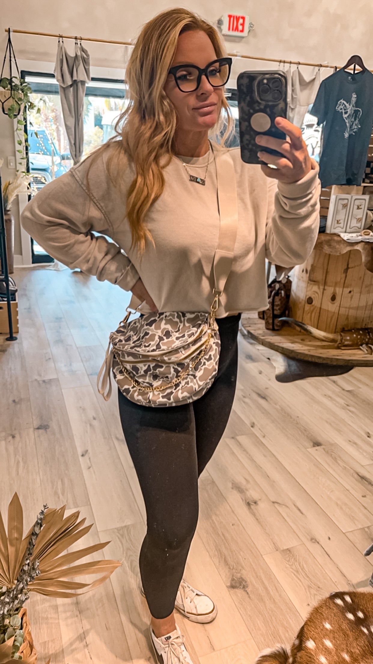 Double zipper crossbody