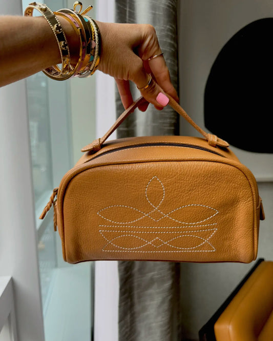 Boot stitch toiletry shave kit