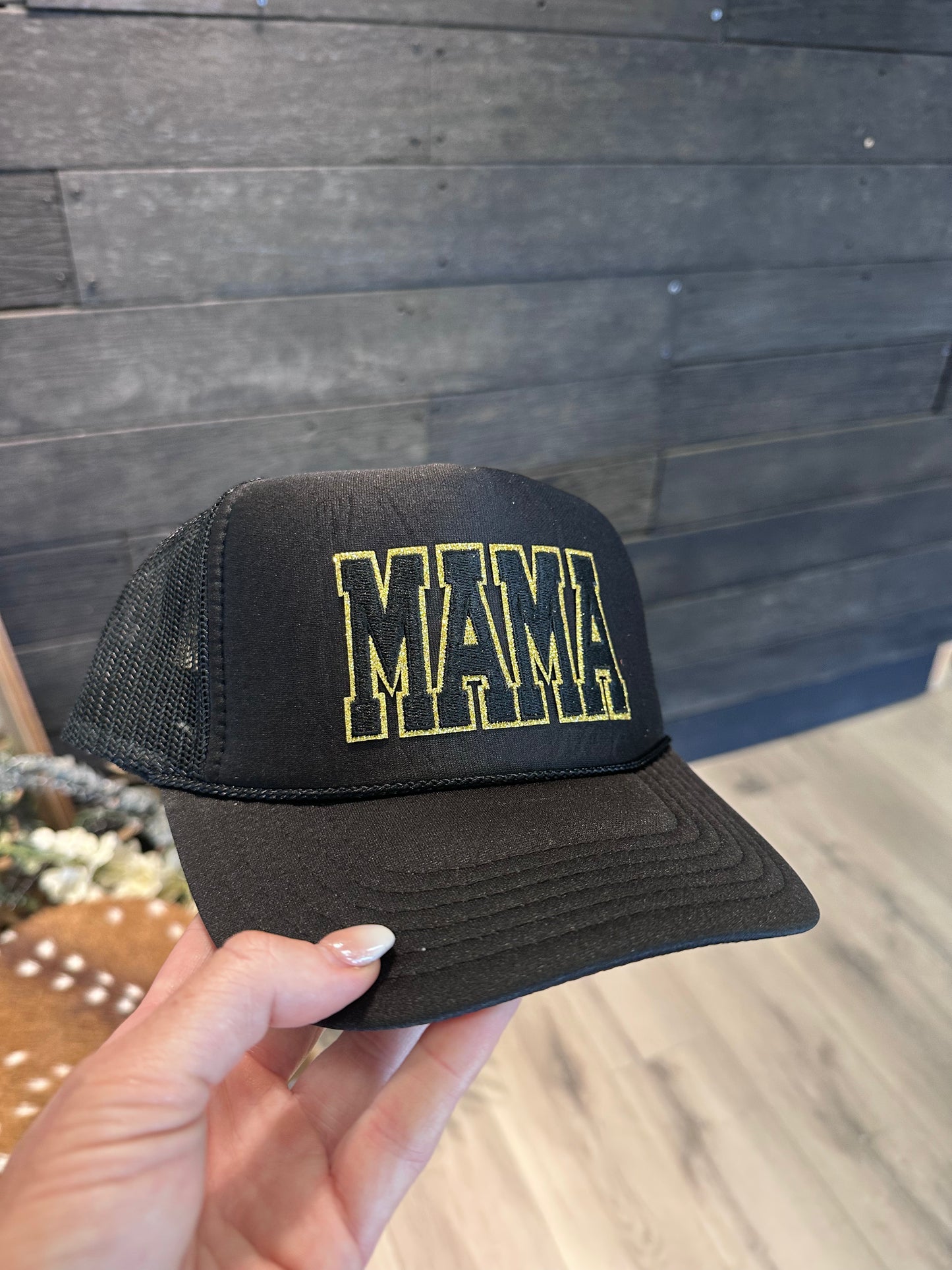 “Mama” gold sparkle foam trucker
