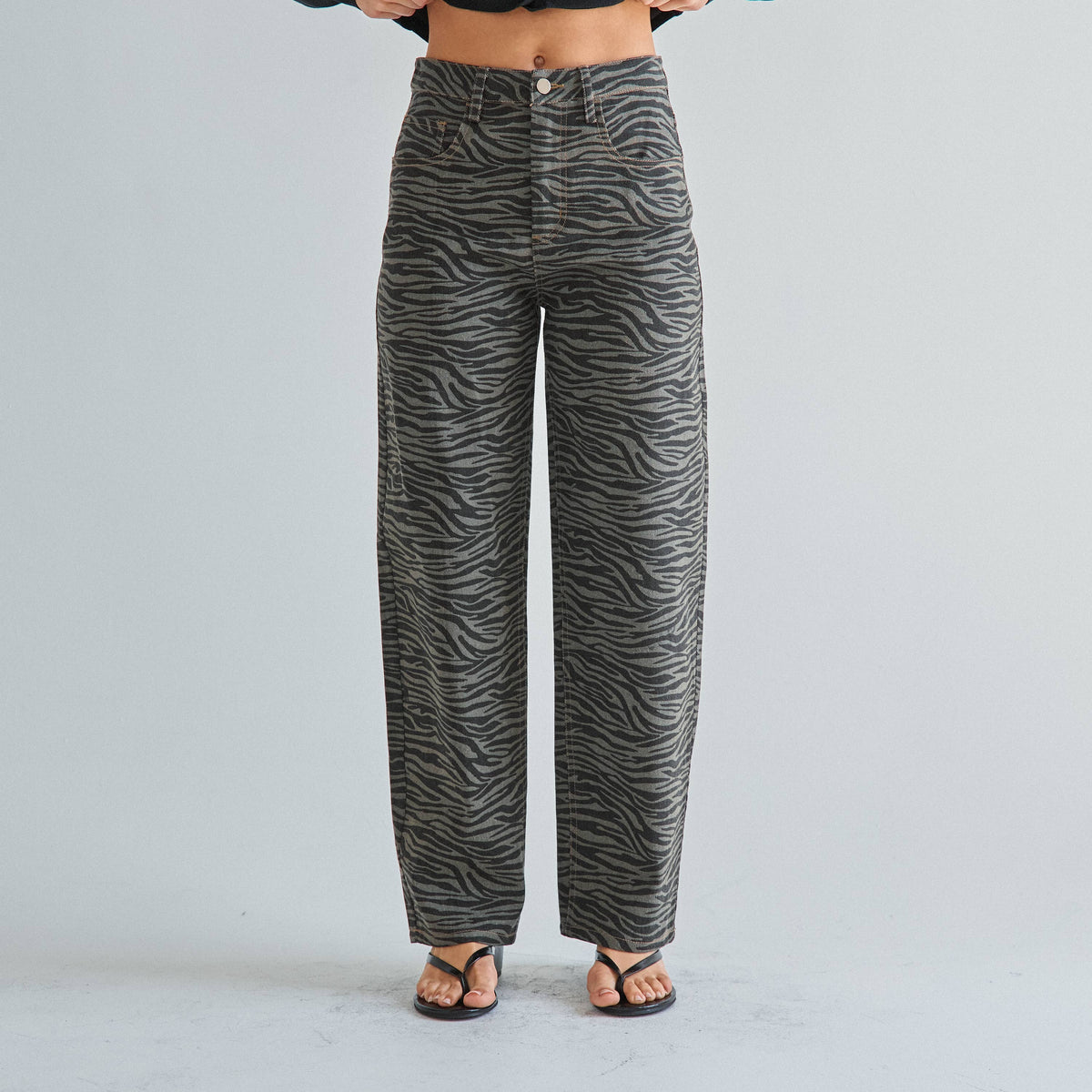 The Wilde Jean - Zebra barrel pants